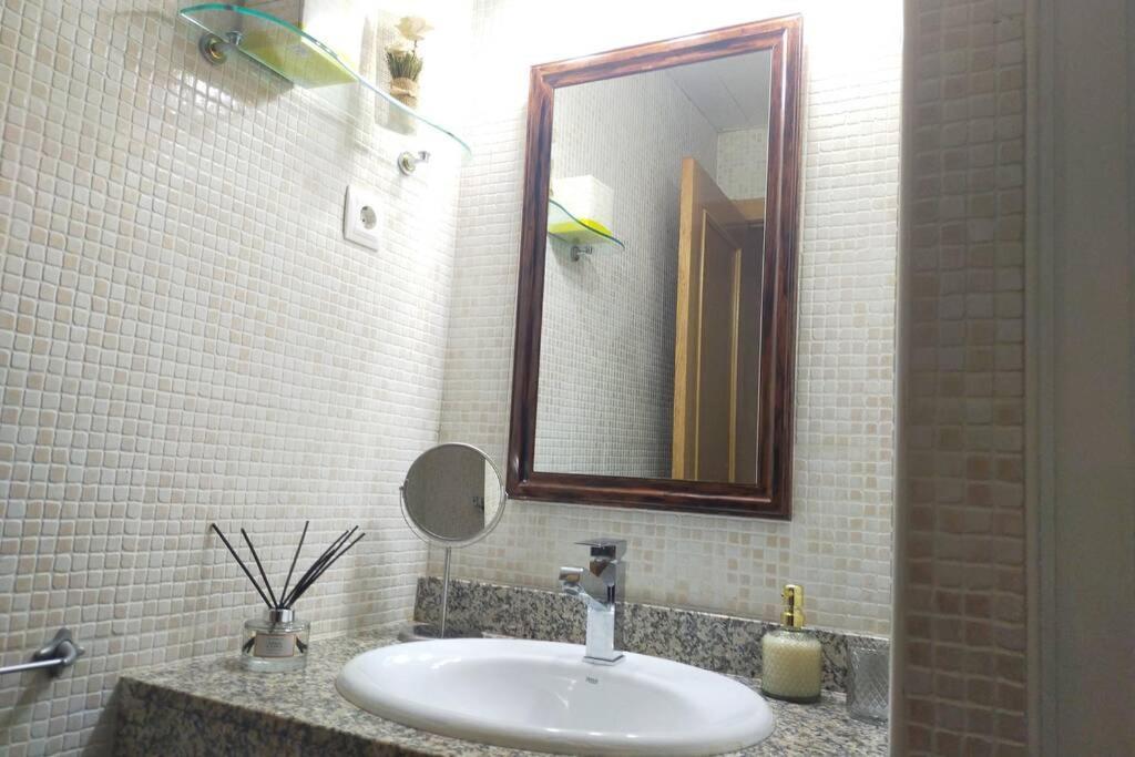 Apartamento Para 5 Personas Frente Al Mar Con Piscina Y Parking 쿠빌라스 외부 사진