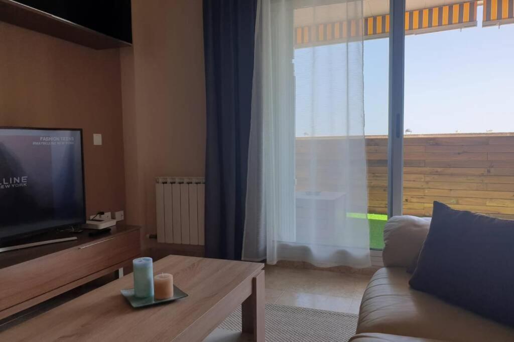 Apartamento Para 5 Personas Frente Al Mar Con Piscina Y Parking 쿠빌라스 외부 사진